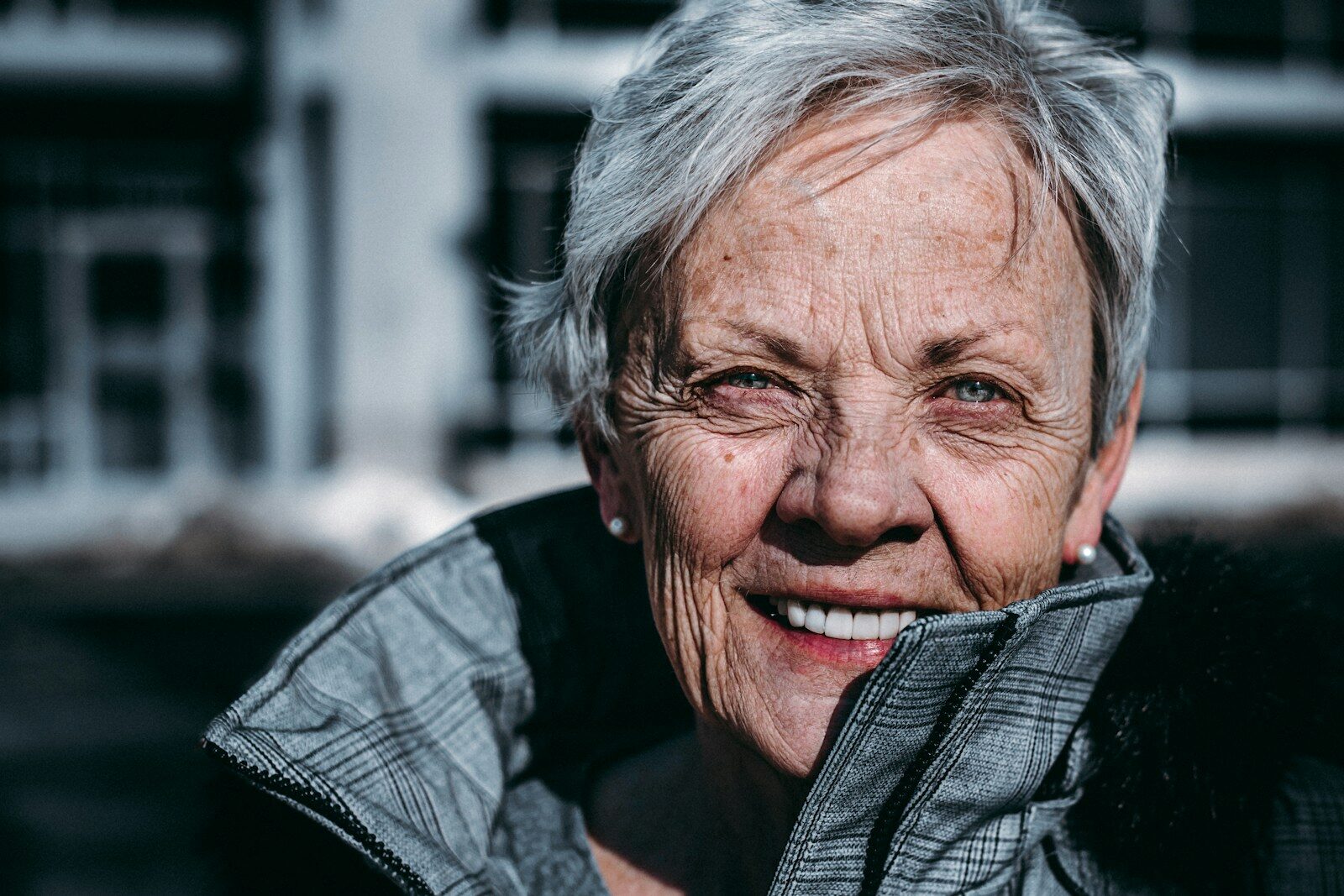 Senior portret uśmiech